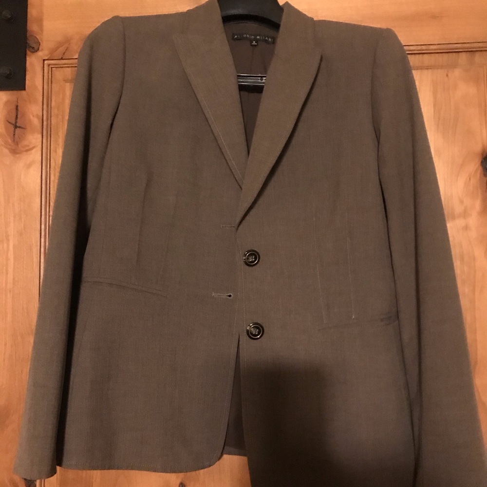 Beautiful Antonio Melanie suit